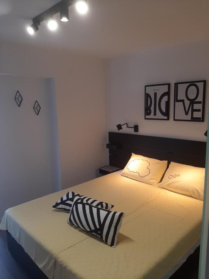 Petra Rooms And Apartments Palit Exterior photo