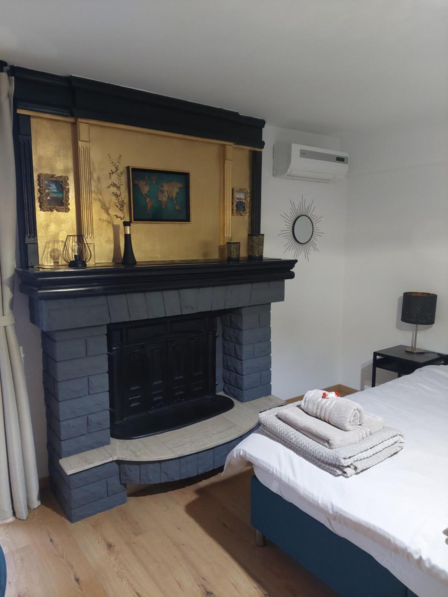 Petra Rooms And Apartments Palit Room photo